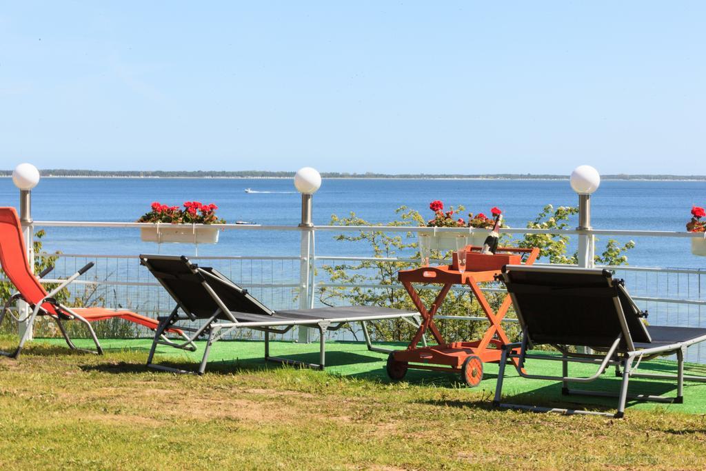 Eugen Apartments Swarzewo Oda fotoğraf